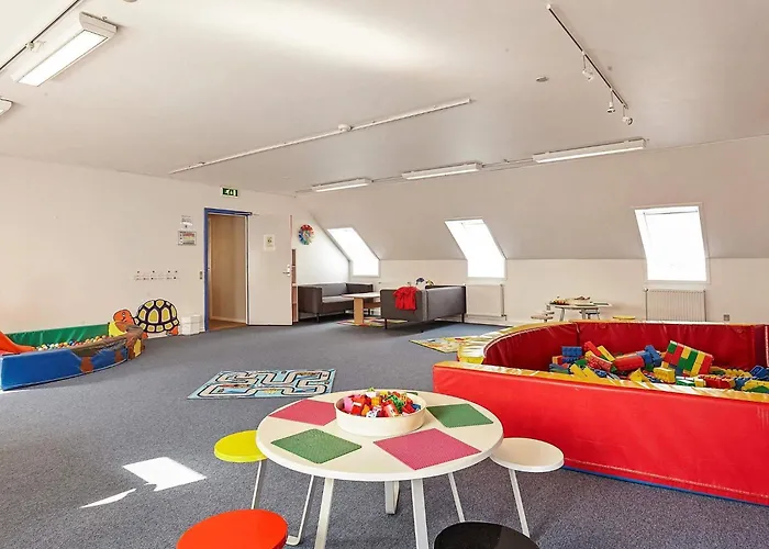5 Person In Romo Sonderby (Romo)